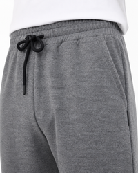 Gris foncé