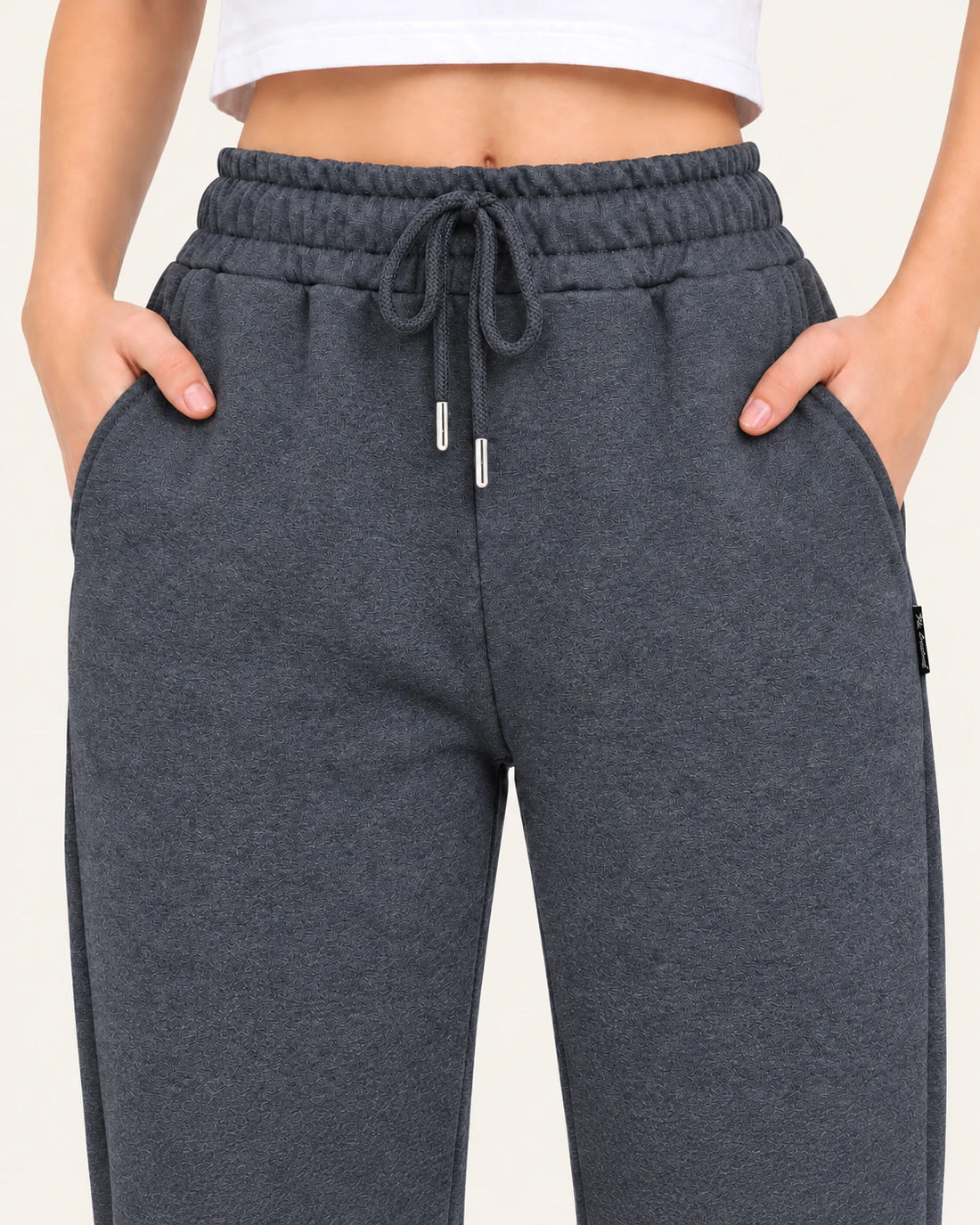 Gris foncé